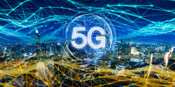 Facebook șterge mesajele false care susțin că boala COVID-19 e provocată de tehnologia 5G