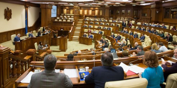 Dumitru Alaiba despre cazul deputatului infectat cu COVID-19: Ministra Sănătății tace în loc să îi alunge urgent pe la casele lor. Iată aşa exemplu de comportament