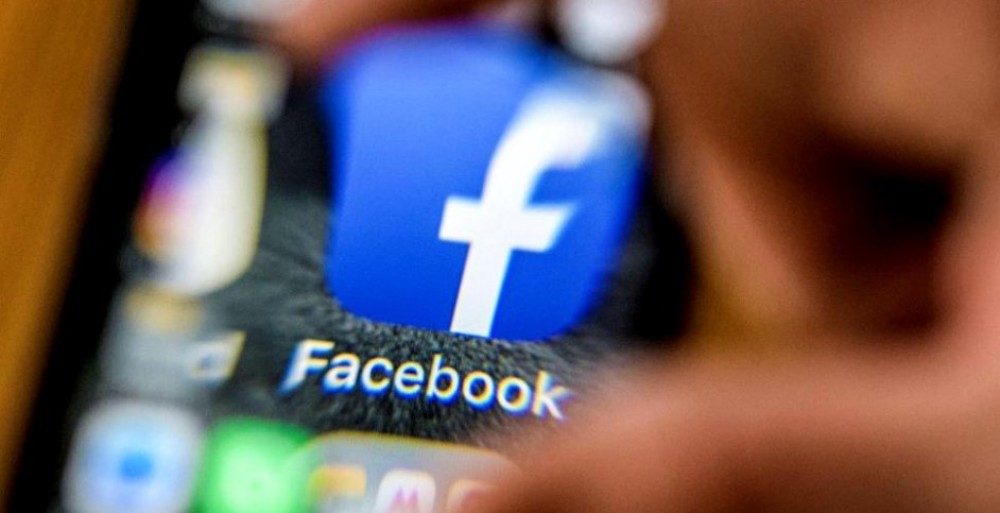 Facebook a primit opțiune pentru ștergerea la grămadă a postărilor vechi