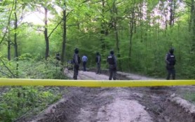 Crimă cu sânge rece într-o pădure din România. O moldoveancă a fost omorâtă de iubitul ei