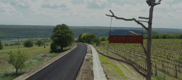 Să redescoperim Moldova! Datorită unui deputat PRO MOLDOVA, drumul către satele Lalova și Țipova a fost reparat și asfaltat