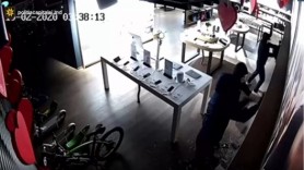 Membrii unei grupări criminale, specializată în atacuri tâlhărești, reținuți în Ucraina
