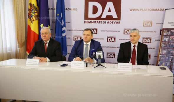 LIVE // Conferință de presă organizată joi, 25 iunie 2020, de Partidul Platforma Demnitate și Adevăr