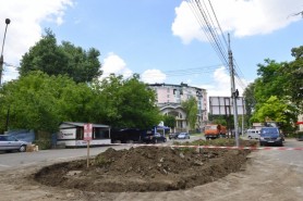 Primăria a început amenajarea unui scuar din sectorul Buiucani