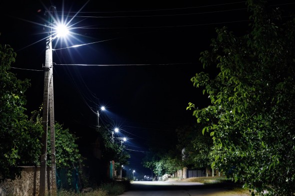 (FOTO) Încă o localitate se bucură de iluminat stradal. Partidul „ȘOR” a aprins lumina și în comuna Piatra, raionul Orhei
