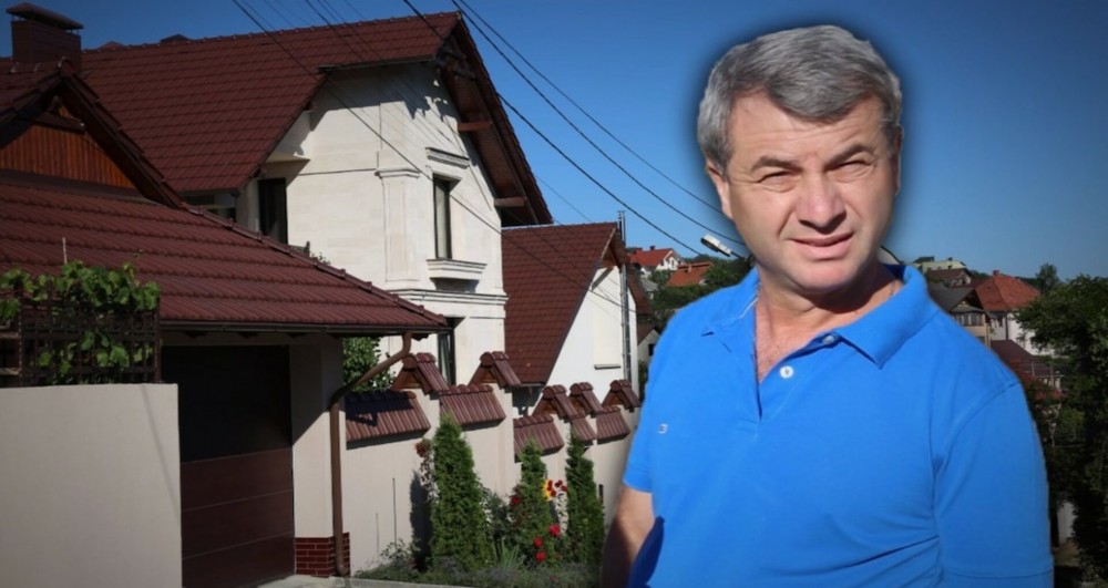 ZDG // Casa cu trei niveluri „nefinisată” și nedeclarată, în care a fost găsit Corneliu Furculiță