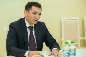 Ambasadorului Azerbaidjanului în Moldova: Oamenii lui Dodon, vinovați de bătaia din fața Ambasadei Armeniei