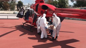 FOTO // Acoperișul clădirii Filarmonicii, cu risc de prăbușire. Salvatorii și pompierii continuă lucrările și la aceasta oră