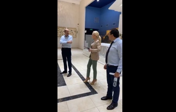 Întâlnire eșuată a ministrului Agriculturii la Orhei. Tauber: „Ați organizat pe furiș o întâlnire de partid. Afară din oraș”