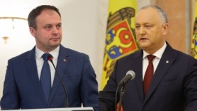 Andrian Candu: Ipocriților, ați crezut că va trece pe sub masă și nu va fi observată de nimeni?