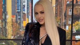 FOTO // Anda Adam și-a impresionat fanii cu o imagine sexy în care apare îmbrăcată în costum de baie
