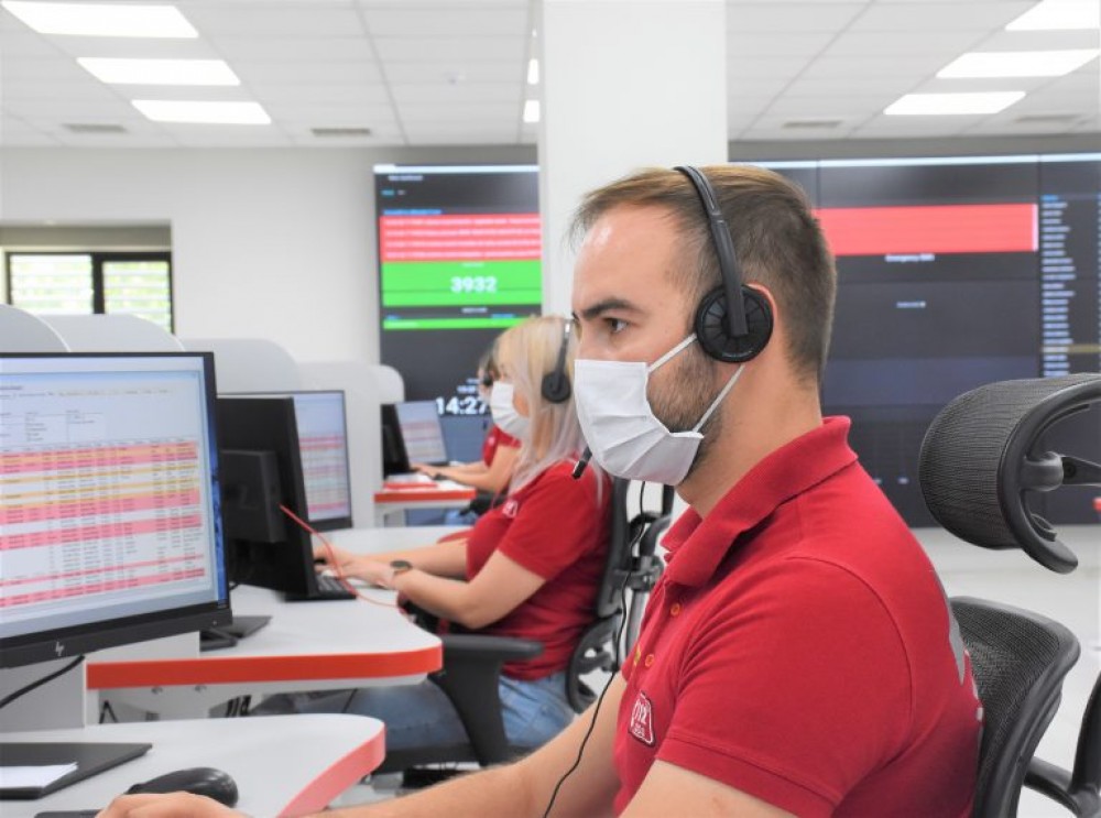 Aproximativ 60 % dintre apelurile la 112, sunt false, provocatoare sau non-urgenţe