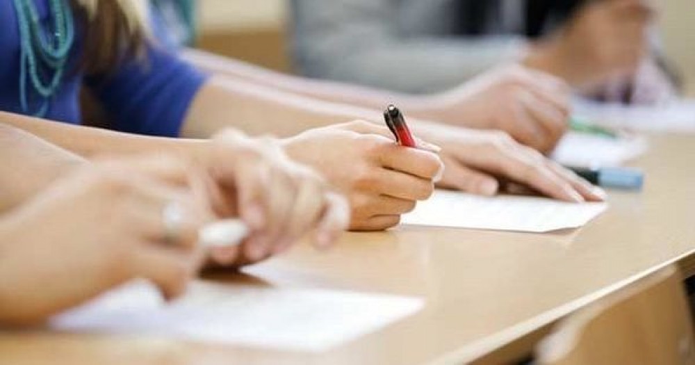8 672 de elevi sunt în autoizolare iar 265 de profesori au fost confirmați pozitiv cu COVID-19