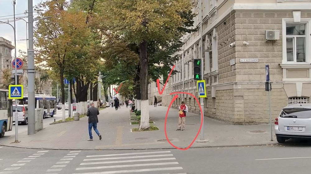ÎNGROZITOR // Un adolescent toxicoman a fost surprins chiar lângă clădirea Ministerului Afacerilor Interne