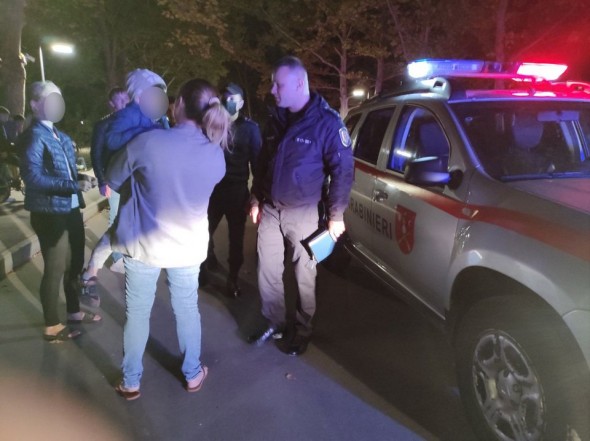 Copilul de cinci ani pierdut în Parcul Valea Trandafirilor a fost găsit de o patrulă de Carabinieri