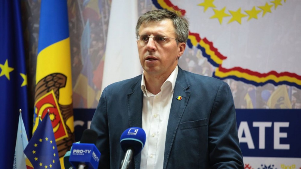 Dorin Chirtoacă se retrage din politică și renunță la mandatul de consilier municipal