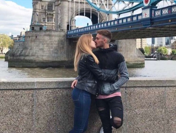 Domnișoara care l-a influențat pe un fotbalist să se lase de Manchester City este din Chișinău. Vezi cum arată aceasta