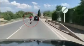 FOTO/VIDEO: Momentul când o trotinetă electrică explodează în timp ce este încărcată într-un apartament