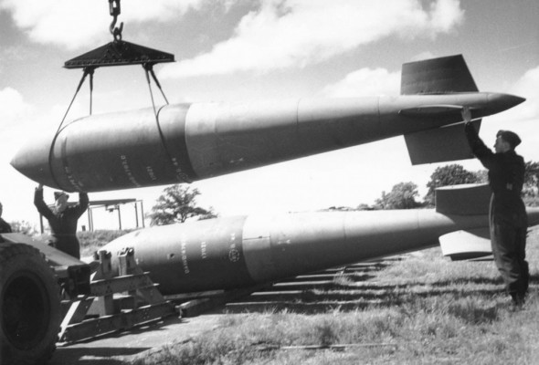 O bombă „Tallboy", aflată sub apă de 75 de ani, urmează să fie detonată în premieră mondială