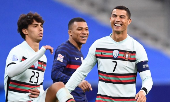 Cristiano Ronaldo și Kylian Mbappe, dialog spumos pe gazon: Vii la Juventus? Iată reacția francezului