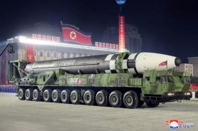 Ce se știe despre uriașa rachetă nucleară a Coreei de Nord prezentată la ultima paradă militară