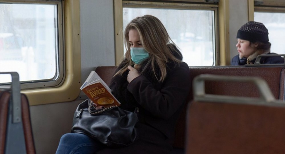 OMS: Tinerii sănătoşi ar putea să aştepte până în 2022 pentru a se vaccina împotriva COVID-19