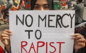 Cinci bărbaţi au fost condamnați la moarte pentru că au violat o adolescentă. Înaltul Comisar al ONU critică sentința
