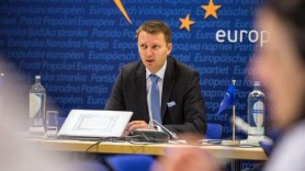 Europarlamentar: Instabilitatea politică și schimbările frecvente de guvern din ultimii ani au încetinit implementarea reformelor în Moldova