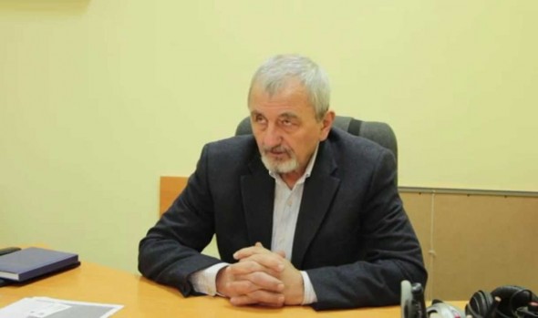 Barbăroșie nu a ascultat de sfatul lui Năstase și a publicat un sondaj în care Platforma DA ar avea un rating de 1,6%