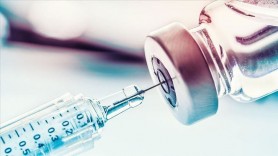 Vaccinul anti-COVID testat de Universitatea Oxford şi AstraZeneca a generat un răspuns imun BUN la vârstnici