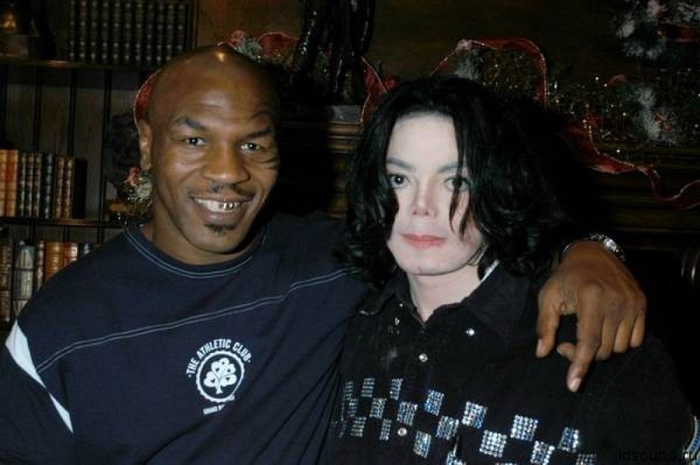Cel mai umilitor moment din cariera lui Mike Tyson. Michael Jackson l-a facut „KO" din doua vorbe