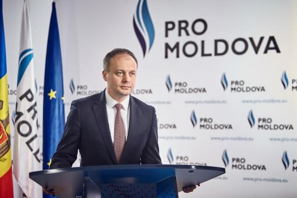 LIVE // Briefing de presă susținut de deputații din grupul parlamentar, PRO MOLDOVA