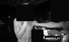 Incident nocturn la o stație PECO din Capitală. Un tânăr și-a tăiat venele după o ceartă cu iubita