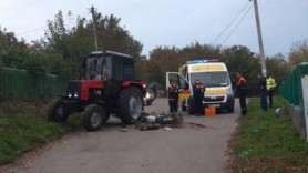 Accident GRAV la Florești. Un motociclist a murit, după ce s-a izbit într-un tractor