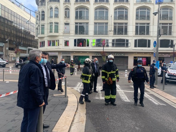 BREAKING NEWS // Atac la Nisa, lângă Biserica Notre Dame: Un mort și mai mulți răniți. Nu este exclusă varianta unui atentat terorist