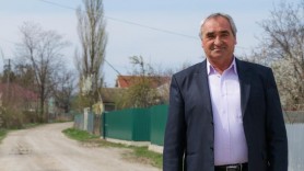 DOC // Un primar riscă să fie demis după ce a dat în chirie fiului său un spațiu din primărie