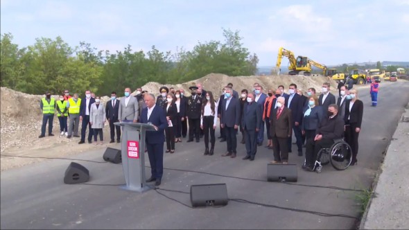 Promo-LEX: Igor Dodon, lider detașat la utilizarea resurselor administrative și coruperea alegătorilor
