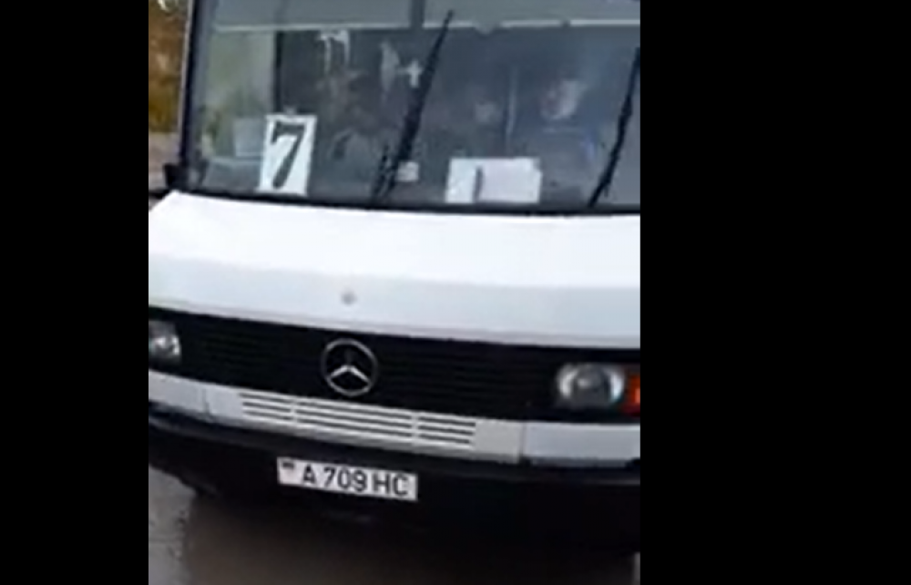 Șoferul unui autocar a CONFIRMAT că aduce organizat transnistreni să voteze