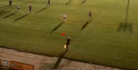 Un sistem automat bazat pe AI a urmărit tot meciul capul arbitrului chel, crezând că e mingea
