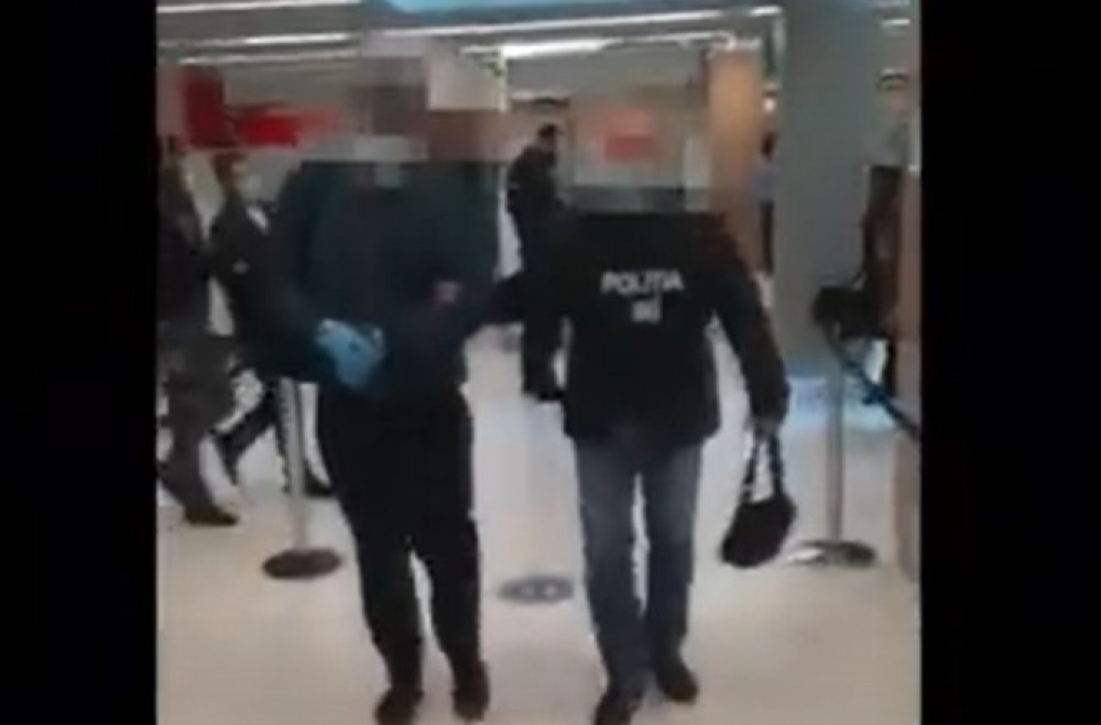 Doi moldoveni, aflați în căutare internațională, extrădați din Federația Rusă