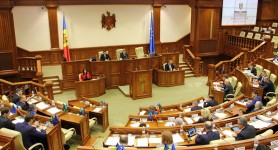 SONDAJ // Dacă duminica viitoare ar fi organizate alegerile parlamentare, doar 5 partide ar accede în legislativ