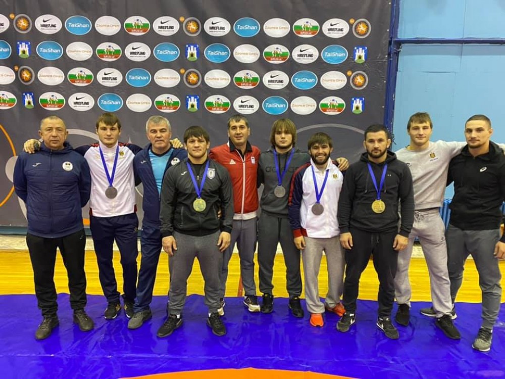 Luptătorii moldoveni au cucerit 5 medalii la „Zagreb Open”