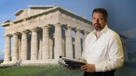 FOTO // Un om de afaceri vrea să construiască o „insulă antică” în România: „Va fi o mașină a timpului”