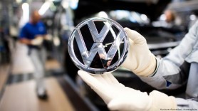 Volkswagen renunţă la investiţia din Turcia şi extinde producţia în Slovacia