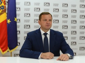 Andrei Năstase și Violeta Ivanov au primit de la Dodon sume de peste 500 mii de dolari? Acuzațiile lui Renato Usatîi