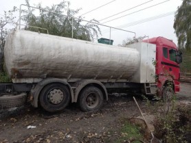 „A uitat” să declare la vamă trei tone de pește. Un agent economic s-a eschivat de la achitarea taxelor vamale
