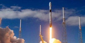 SpaceX a stabilit un nou record: a lansat încă 60 de sateliți Starlink refolosind o rachetă a șaptea oară