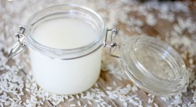 Nu mai arunca apa de orez! Are beneficii nebănuite pentru păr