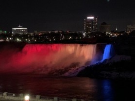 În onoarea Zilei Naţionale a Românie, cascada Niagara va fi iluminată în culorile tricolorului românesc