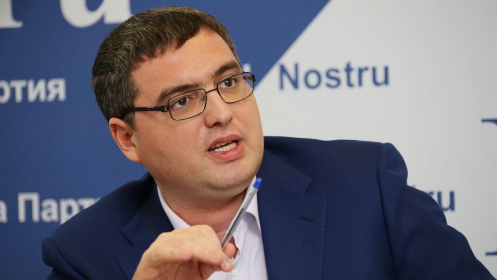 EXCLUSIVE: Dovada că Usatîi ar fi plătit pentru o investigație-fake despre Cavcaliuc